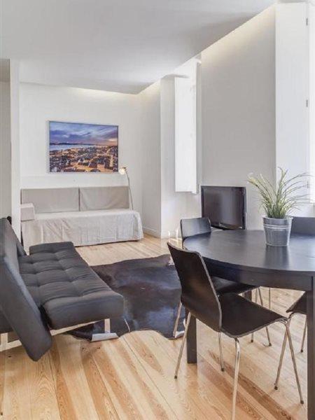 Hello Lisbon Terreiro Do Paco Apartments Exterior photo