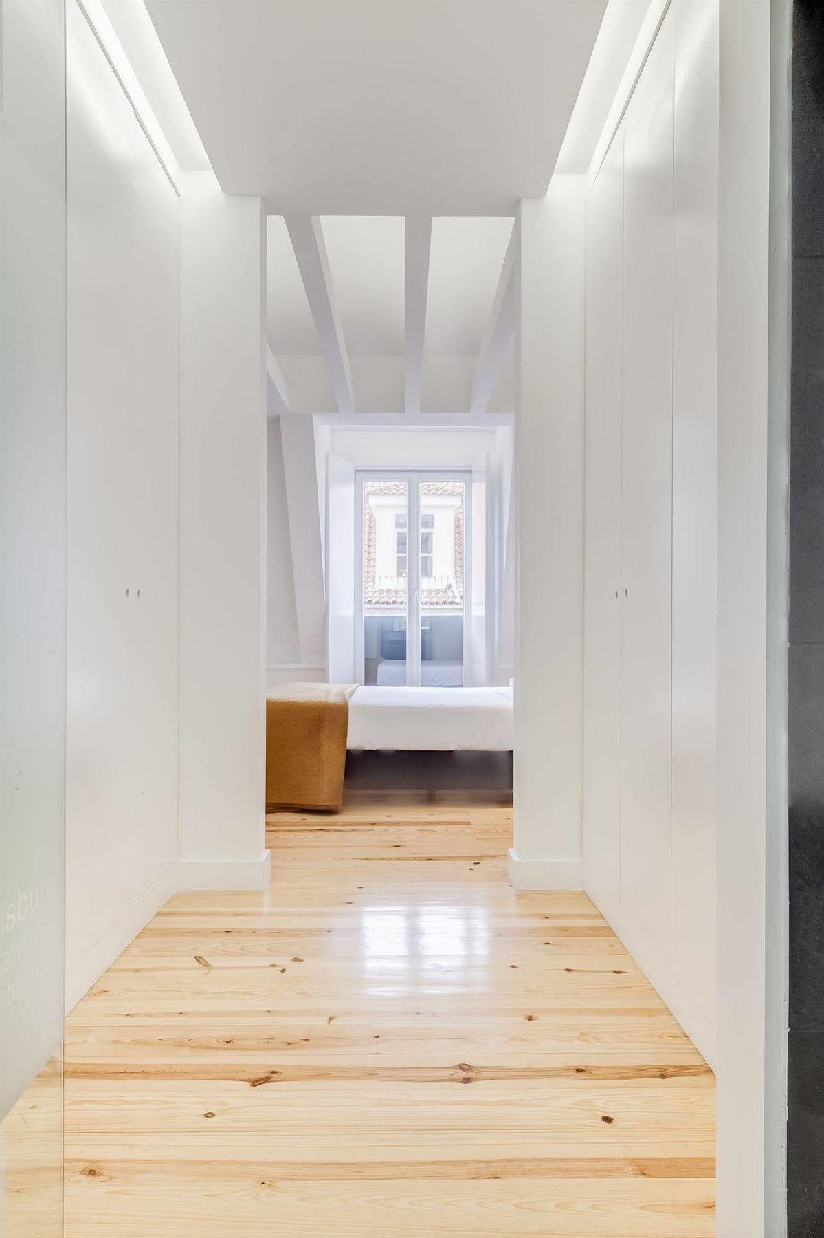 Hello Lisbon Terreiro Do Paco Apartments Exterior photo