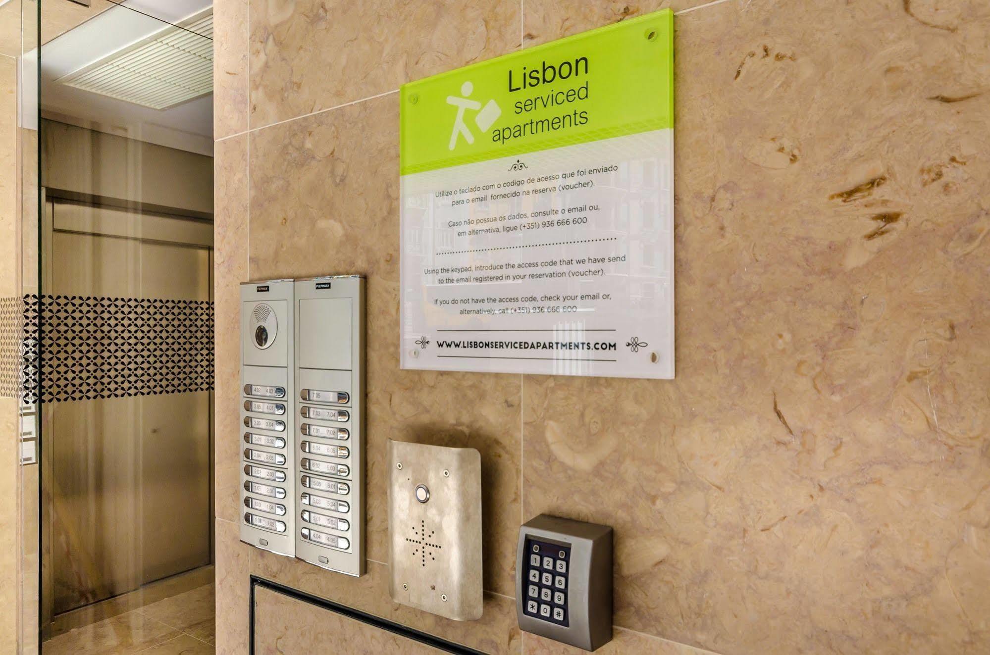 Hello Lisbon Terreiro Do Paco Apartments Exterior photo
