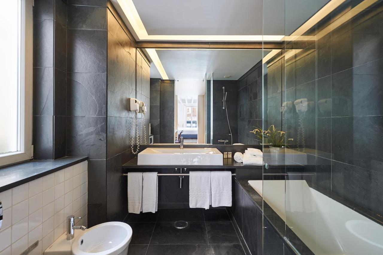 Hello Lisbon Terreiro Do Paco Apartments Exterior photo