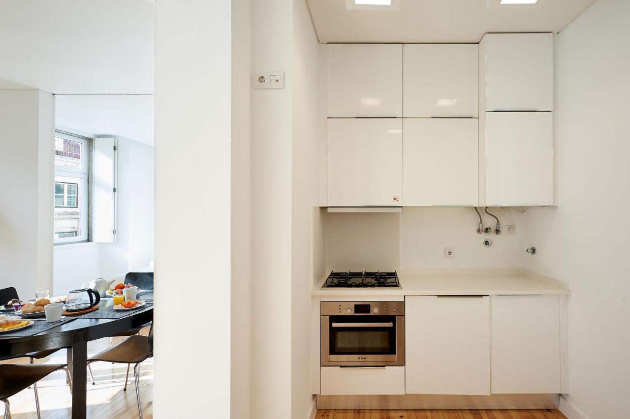Hello Lisbon Terreiro Do Paco Apartments Exterior photo