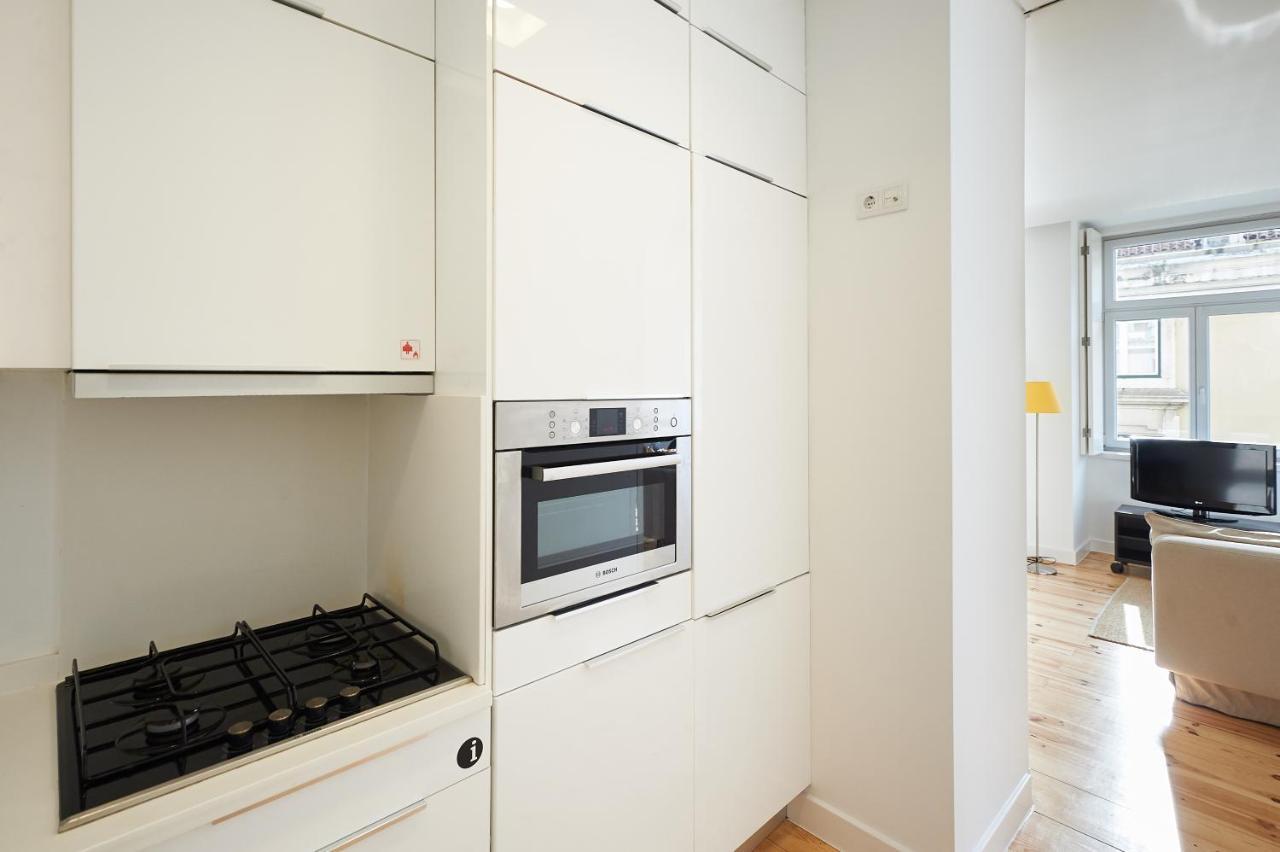 Hello Lisbon Terreiro Do Paco Apartments Exterior photo