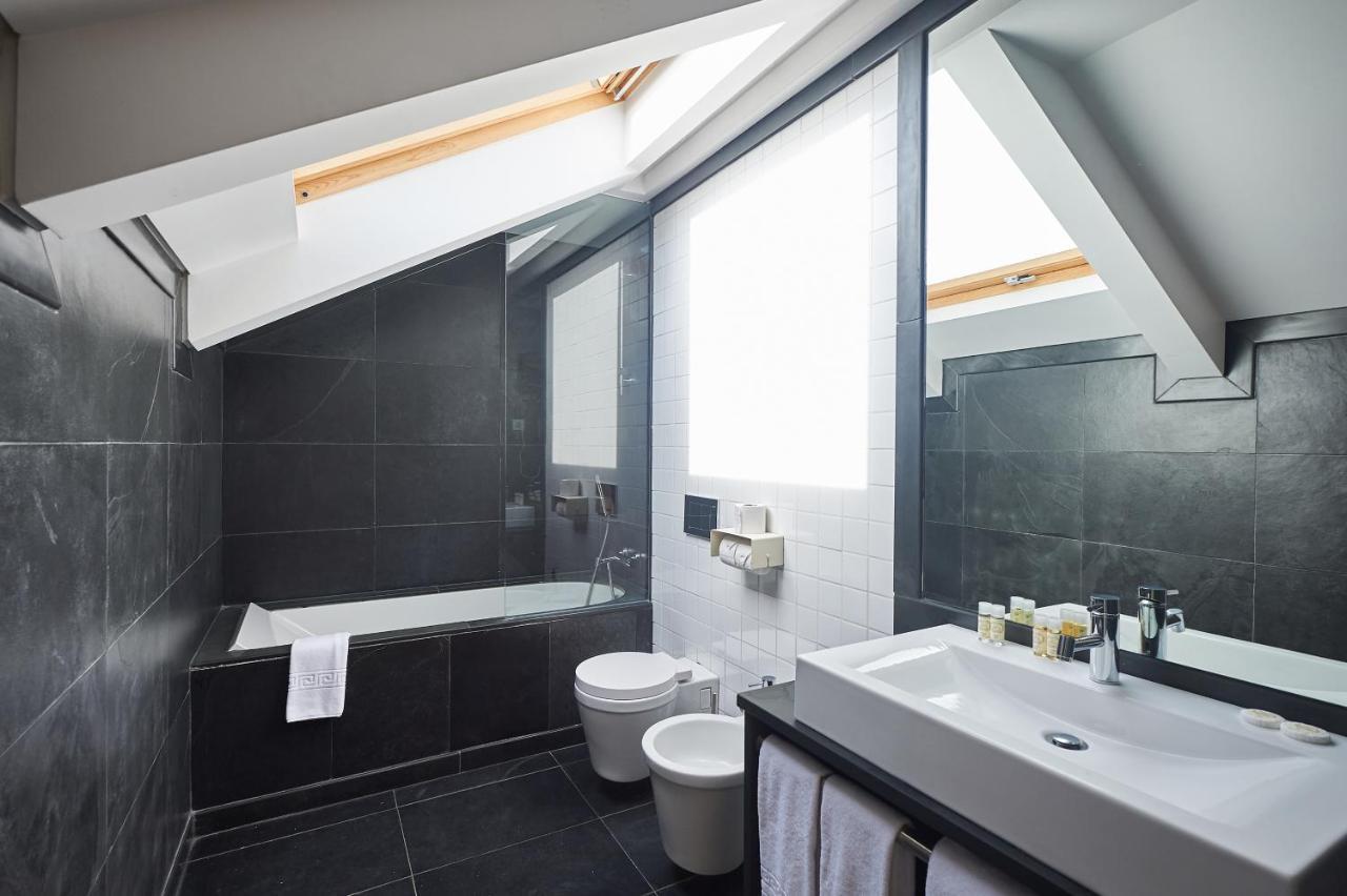 Hello Lisbon Terreiro Do Paco Apartments Exterior photo