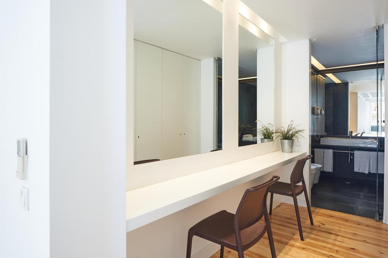 Hello Lisbon Terreiro Do Paco Apartments Exterior photo